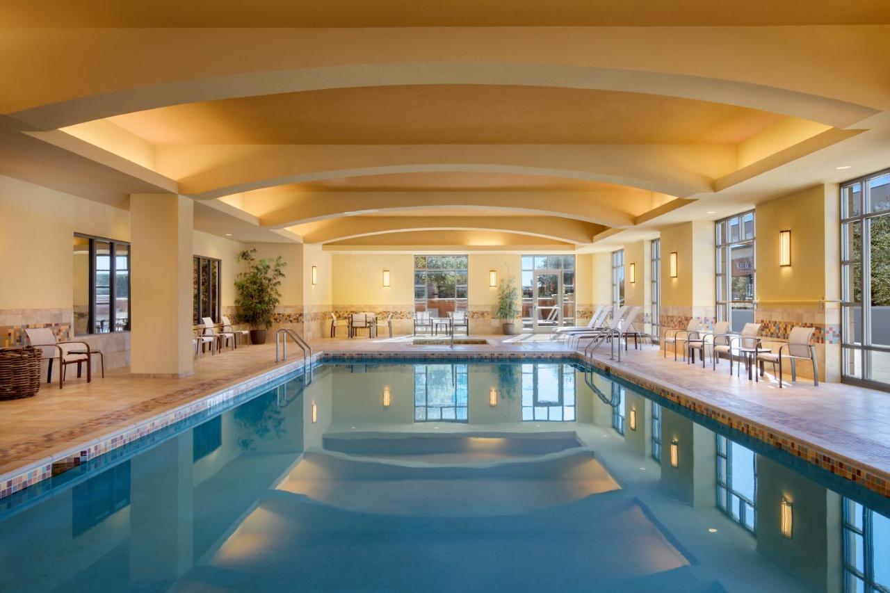 Hotel Courtyard By Marriott Dallas At Event Center