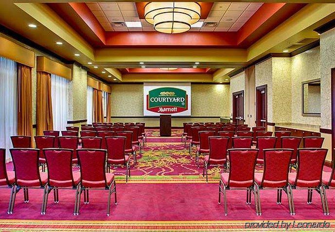 Courtyard By Marriott Dallas At Event Center Hotel
