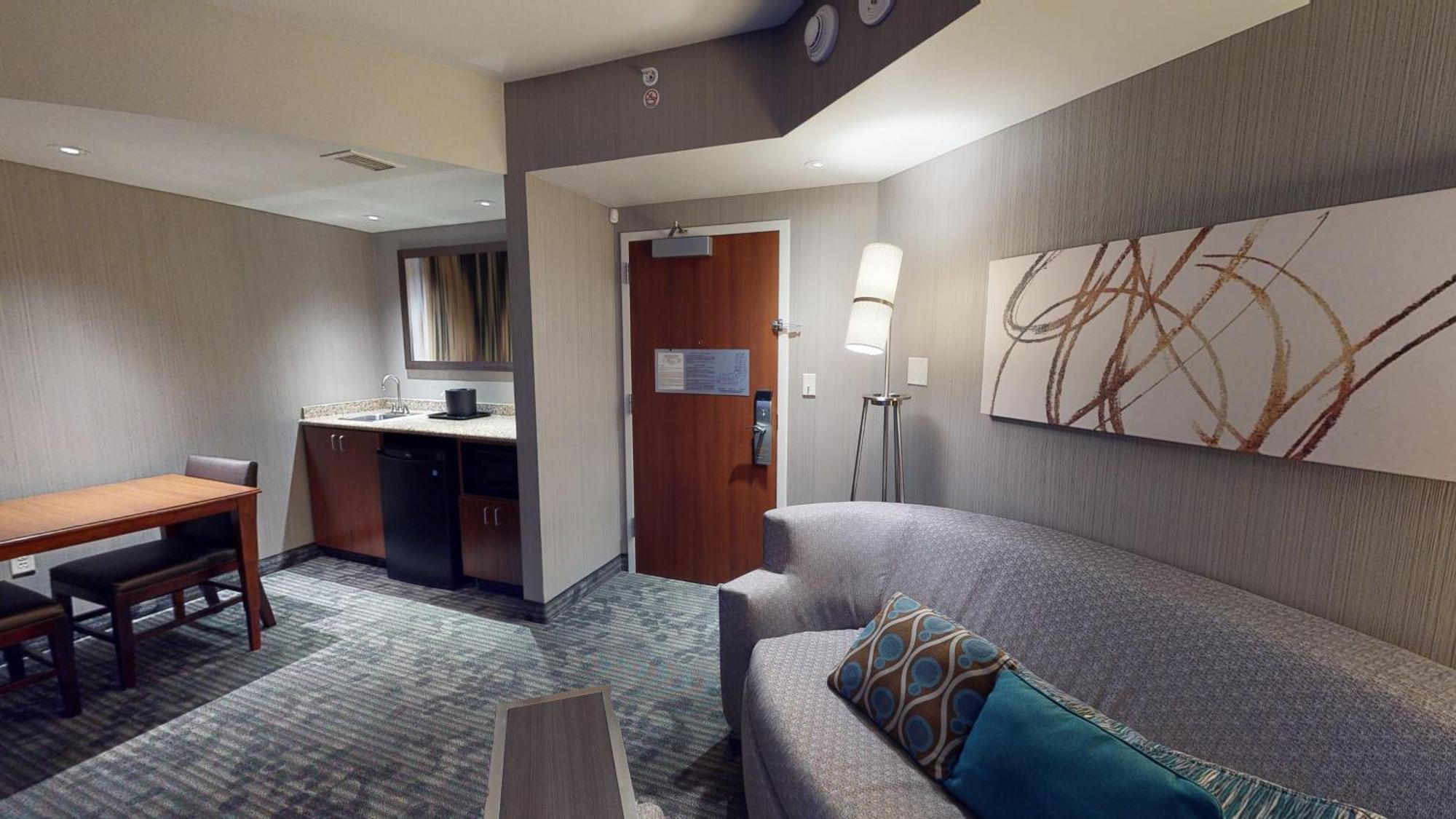 Courtyard By Marriott Dallas At Event Center