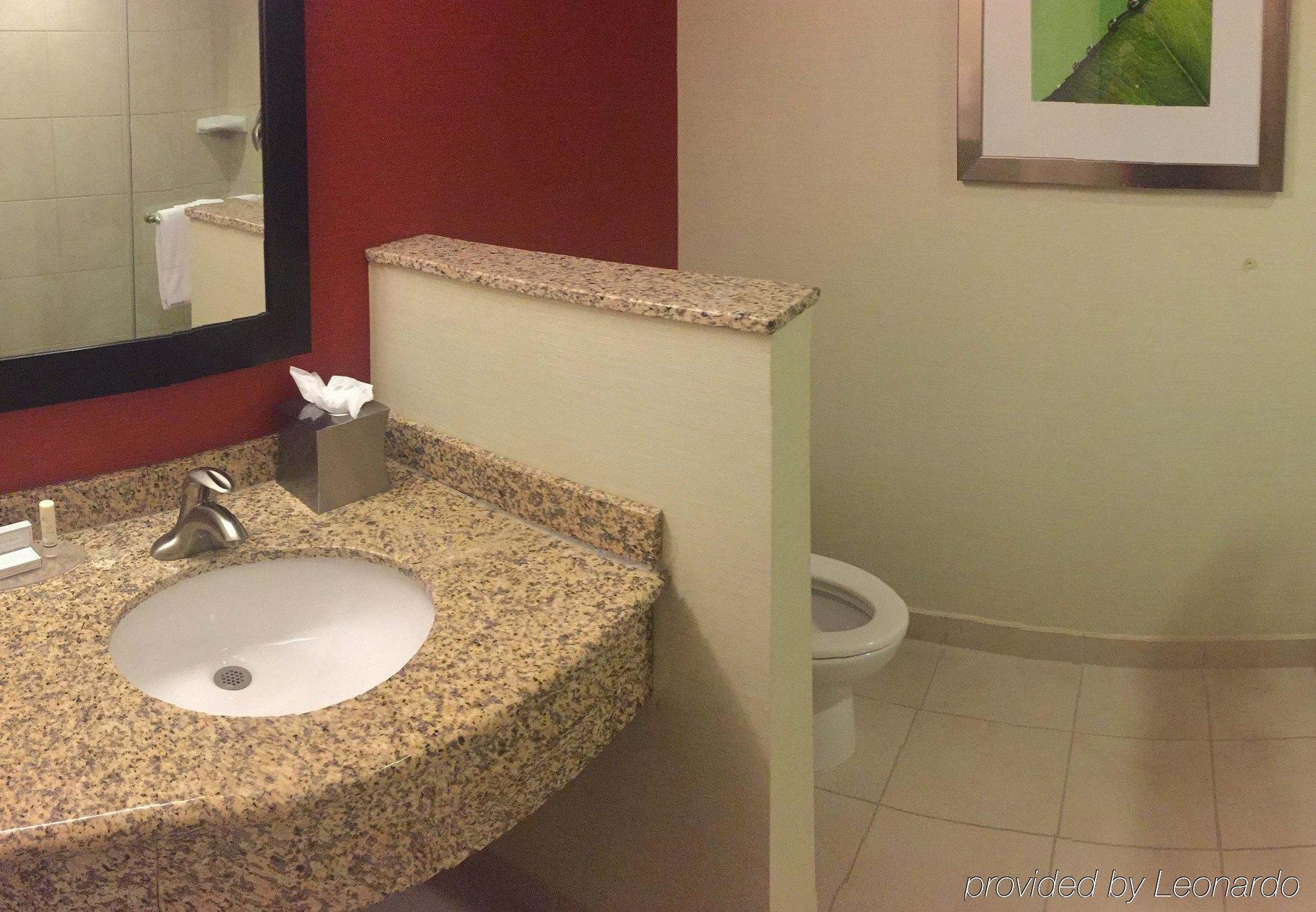 Courtyard By Marriott Dallas At Event Center Hotel Allen
